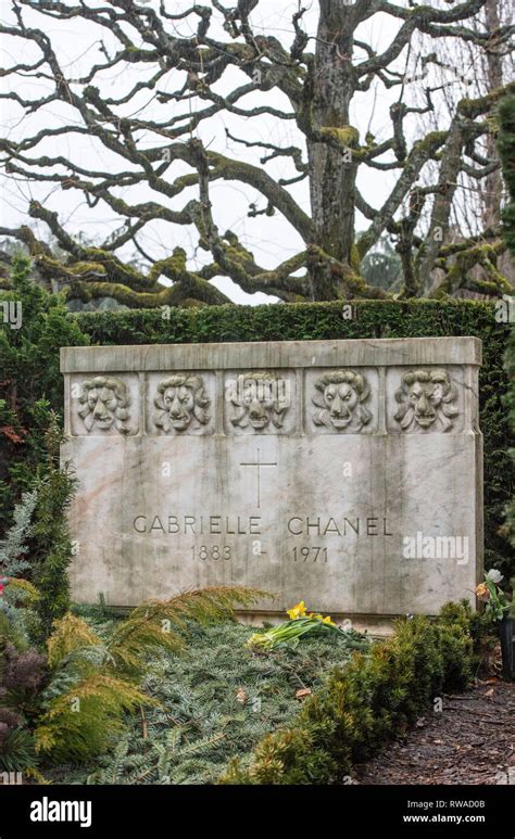 when does coco chanel die|where is Coco Chanel buried.